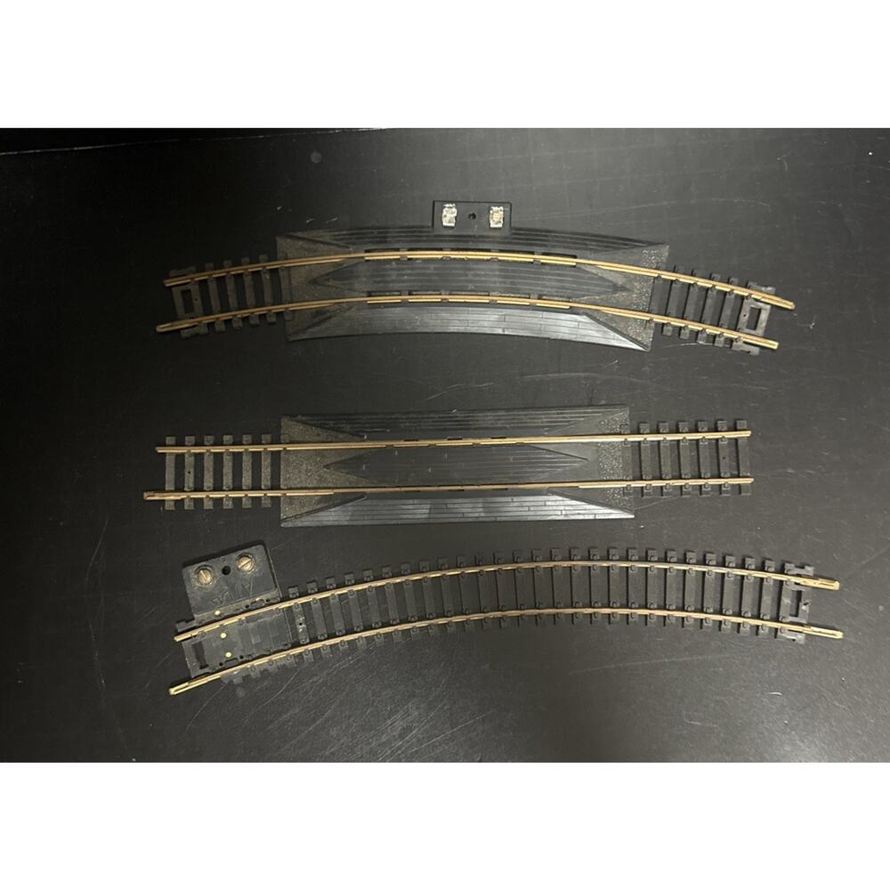 Atlas HO Scale Rerailer + 18” R Rerailer Terminal Track No 25671 + 18” R Track
